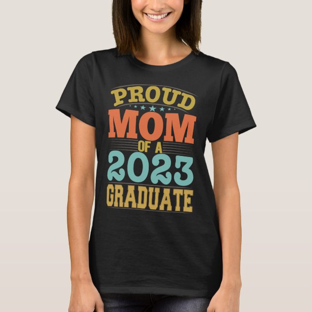 T-shirt Fier Maman D'Un Diplômé De 2023 (Devant)