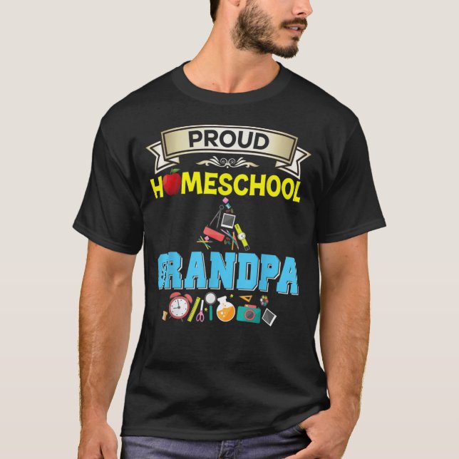 T-shirt Fière De L'École D'Accueil Grand-Père De Retour À  (Devant)