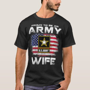 T-shirt Fière D'Être Une Femme De L'Armée Avec Drapeau Amé