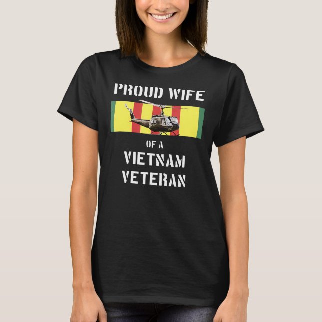 T-shirt Fière épouse d'un vétéran du Vietnam UH-1 Huey (Devant)