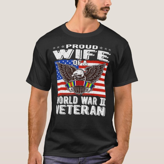 T-shirt  Fière Femme D'Une 2ÈME GUERRE MONDIALE Patriotiqu (Devant)