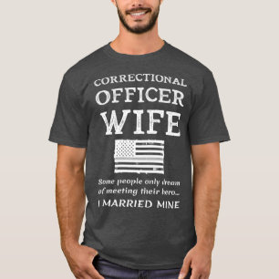 T-shirt Fière gardienne de prison
