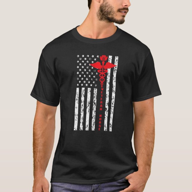 T-shirt Fière infirmière vétéran US Drapeau infirmière vét (Devant)