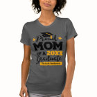 Fière maman d'un casquette d'or noir diplômé 2024