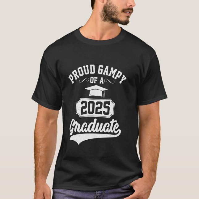 T-shirt Fière Partie D'Une Classe De Diplômés 2025 De 25 S (Devant)