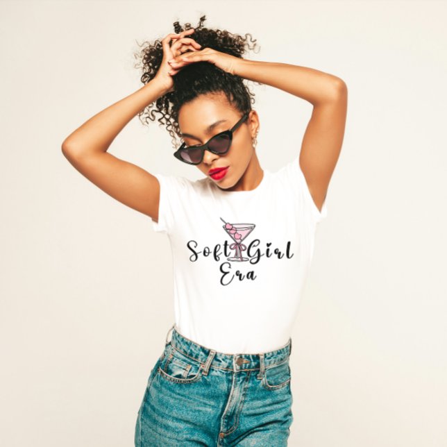 T-shirt Fille "Soft Girl Era" (Créateur téléchargé)