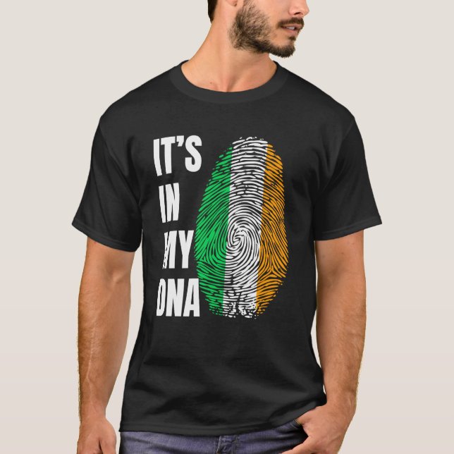 T-shirt Fingerprint DNA St Patrick's Day Irish Flag Irelan (Devant)