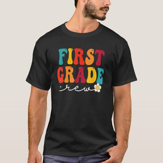 T-shirt First Grade Crew Back to School Retro Teacher Stud (Devant)