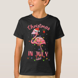 T-shirt Flamant Rose Avec Chapeau De Santa Noël En Juillet