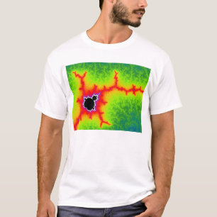 T-shirt fortement chargé