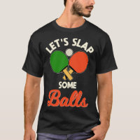 Frappe quelques boules Ping-Pong Joueur Table Tenn