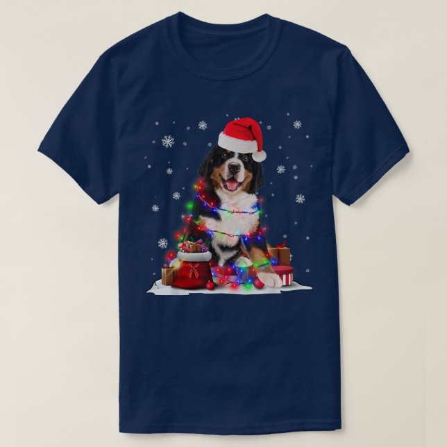 T-shirt Funky Mountain Dog Tree illuminations de Noël Noël (Design devant)