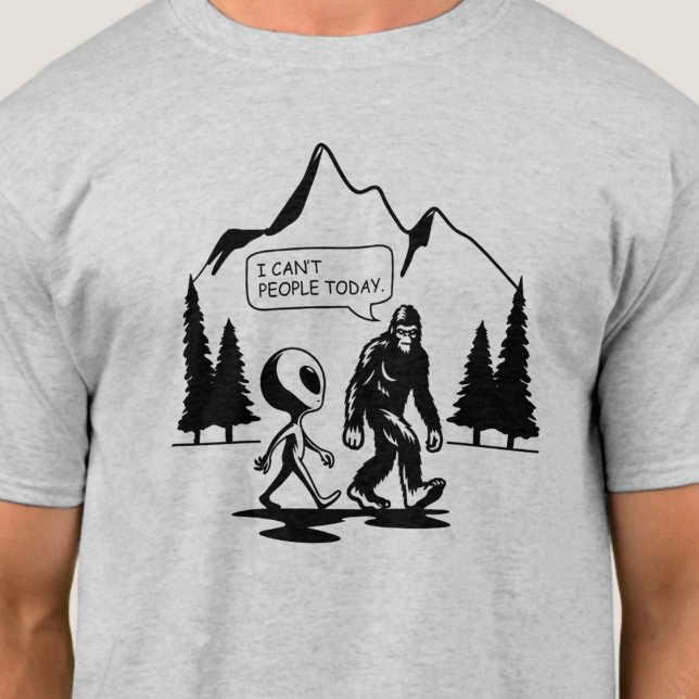 T-shirt Funny Bigfoot et Alien Anti Social Introvert Mens (Créateur téléchargé)