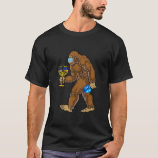 T-shirt Funny Bigfoot Masque Menorah Hanoukka Quarantine 