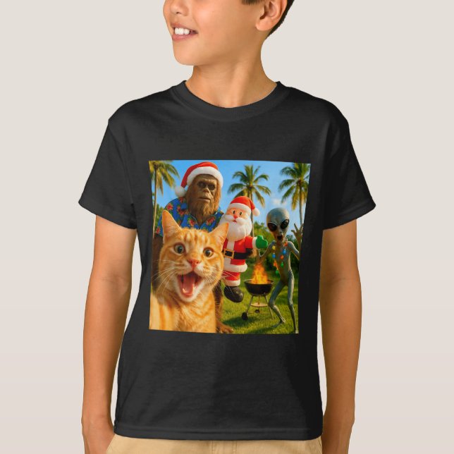 T-shirt Funny Christmas Cat Selfie With Bigfoot &amp; Alie (Devant)