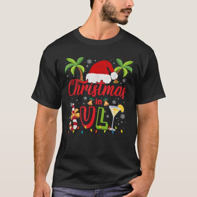 T-shirt Funny Christmas In July Santa Hat With Candy Cane  (Devant)