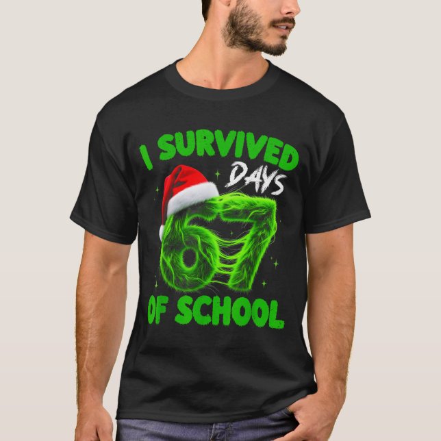 T-shirt Funny I Survived 67 Days Of School Christmas Kids  (Devant)
