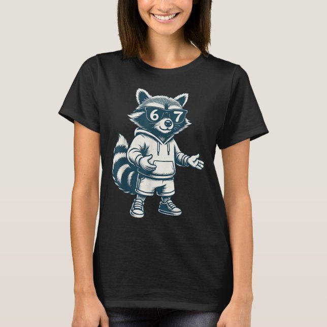 T-shirt Funny Raccoon 67 Meme Six Seven  (Devant)