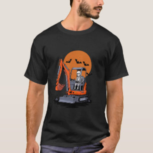T-shirt Funny Skeleton Driving Excavator Halloween Constru