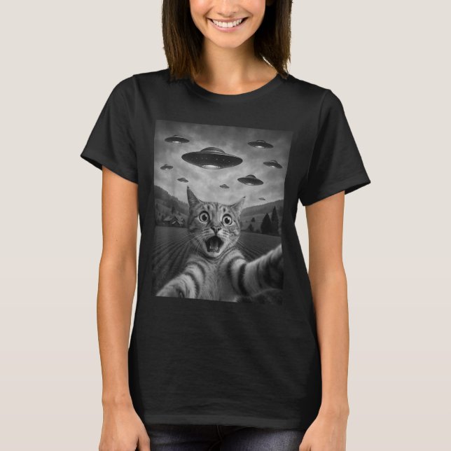 T-shirt Funny Surprised Ed Cat Selfie With Alien Ufo Cat U (Devant)