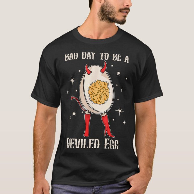T-shirt Funny Thanksgiving Dinner Bad Day To Be A Deviled  (Devant)