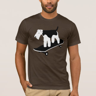 T-shirt Gallois Terrier faisant de la planche à roulettes