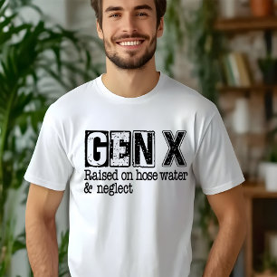 T-shirt GEN-X élevé à l'eau de tuyau et à la négli