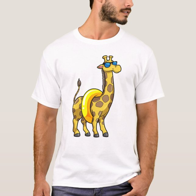 T-shirt Girafe sur la plage avec anneau de natation et lun (Devant)