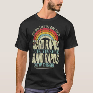 T-shirt Girl Out Of Grand Rapids Michigan Hometown Accueil