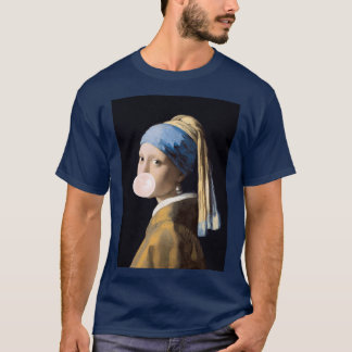 T-shirt Girl with Pearl Earing Blowing Pink Bubble gum