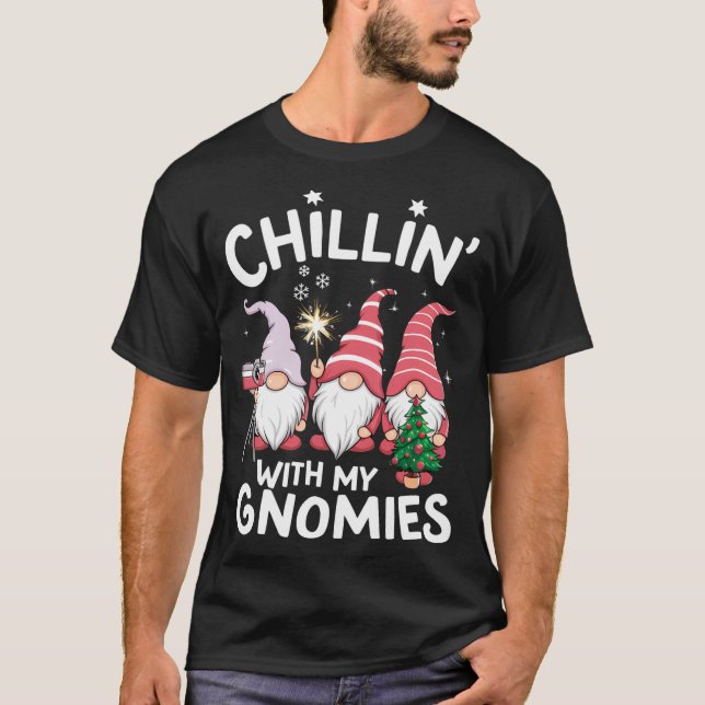 T-shirt Gnome Family Christmas Chillin With My Gnomies  (Devant)
