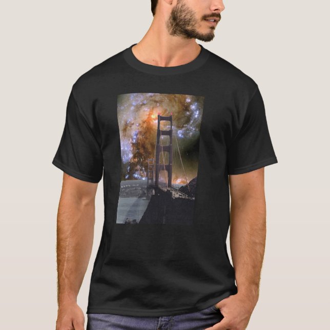 T-shirt Golden gate bridge et galaxies se heurtantes de (Devant)