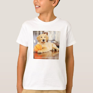 T-shirt Golden Retriever avec un jouet de basket