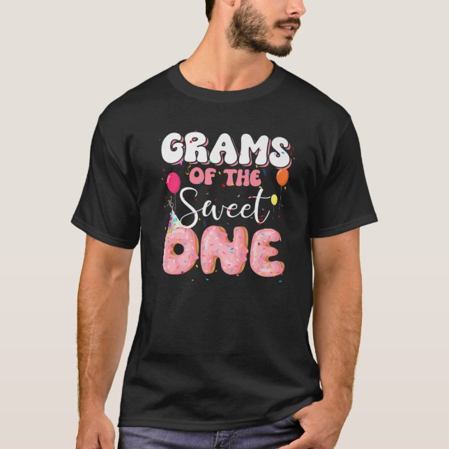 T-shirt Grammes De L'Anniversaire Un Doughnut 1Ème Famille (Devant)