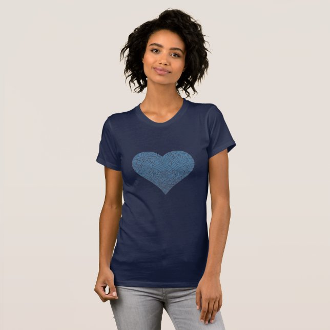 T-shirt Grand cœur à motifs bleus (Devant entier)