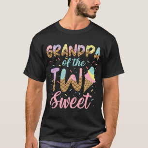 T-shirt Grand-père des deux douces filles d'anniversaire C