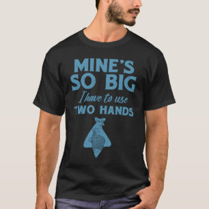 T-shirt Grand Poisson A Besoin De Deux Mains Pêcheur