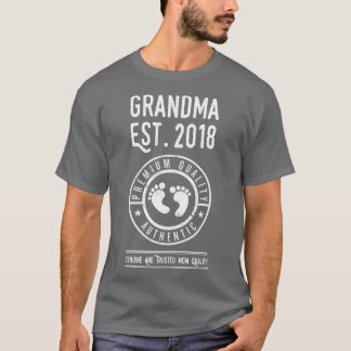 T-shirt Grandma Est 2018 Attente De Nouveaux Cadeaux Pour