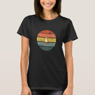 T-shirt Graphique rétrographique de feu de camp pour un fe
