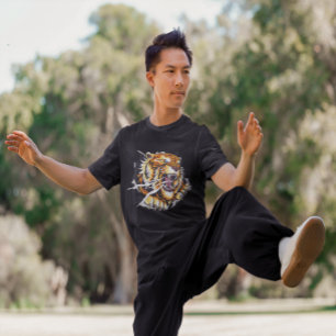 T-shirt Graphique Tigre à l'intérieur