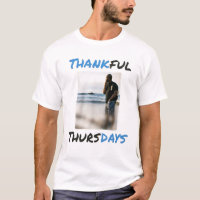 Gratitude en mouvement Tee - Portez l'énergie du M