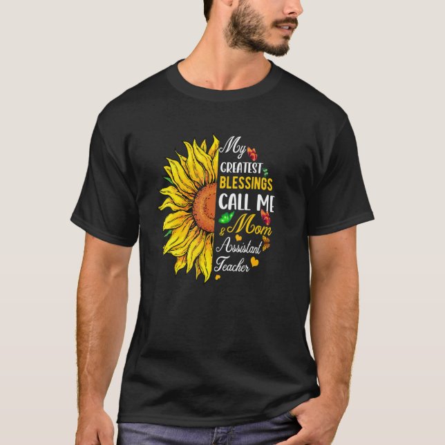 T-shirt Greatest Blessings Call Me Mom And Assistant Teach (Devant)