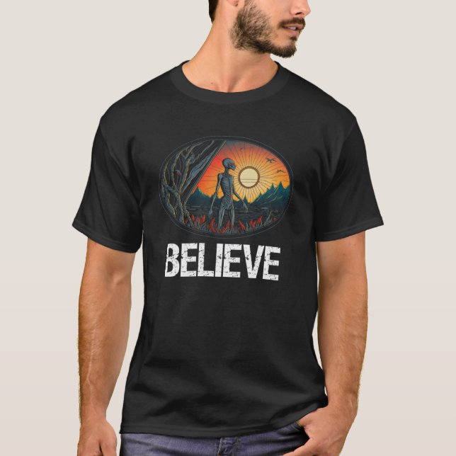 T-shirt Grey Alien  Believe  Extraterrestials  Science Fic (Devant)