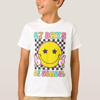 T-shirt Groovy 67 Days Of School Smile Face Teacher Kids W