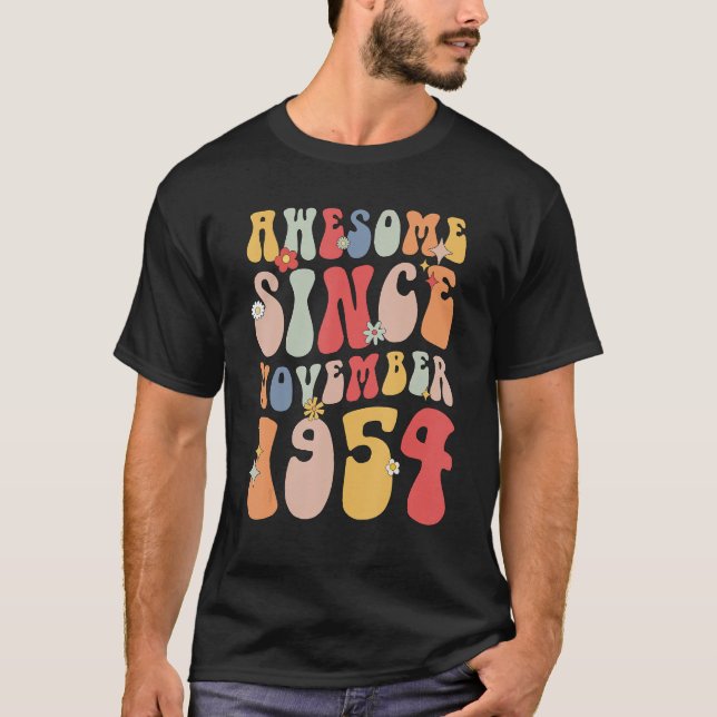 T-shirt Groovy Awesome Since November 1954 Retro  68th (Devant)