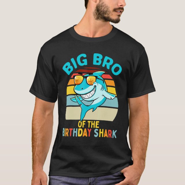 T-shirt Gros Bro De Requin Anniversaire Frère Correspondan (Devant)