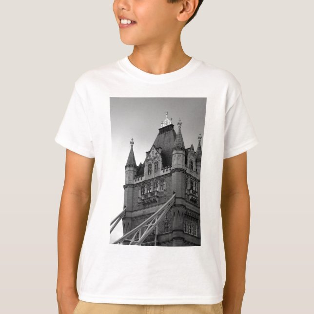 T-shirt Gros plan du London Tower Bridge (Devant)