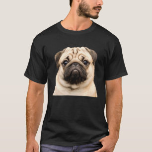 T-shirt Gros plan sur le visage d'un chien carlin