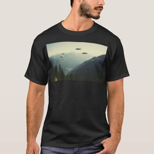 T-shirt Group Of Ufo Flying Over Mountains 80S Retro Photo (Devant)