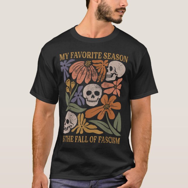 T-shirt Halloween Retro My Favorite Season Is The Fall Of  (Devant)